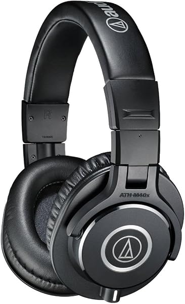 Audio-Technica ATH-M40x Fone Fechado de Monitoração com Dois Cabos Destacáveis